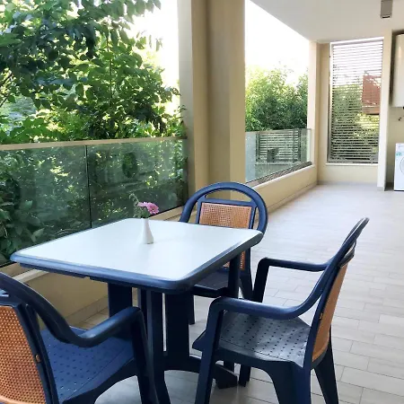 Charming Downtown Альгеро