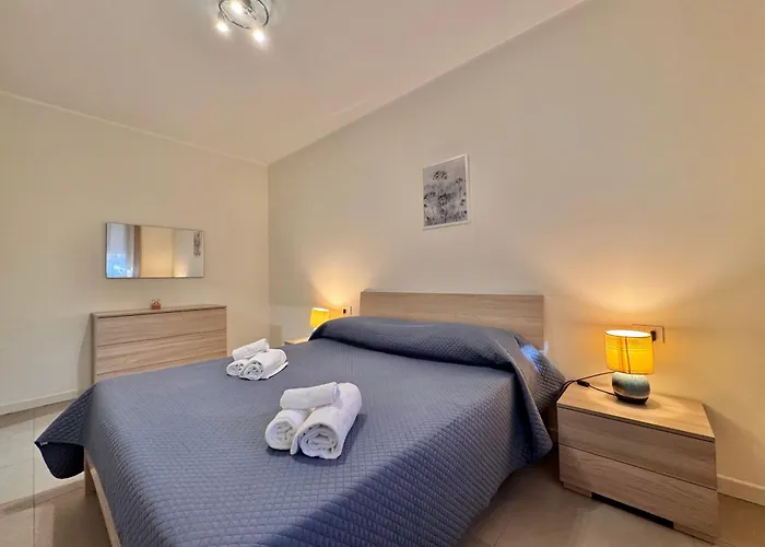 Charming Downtown Appartamento